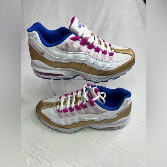 35: Nike Air Max ‘95 LE (GS) Size 6.5Y - Picture 5 of 7